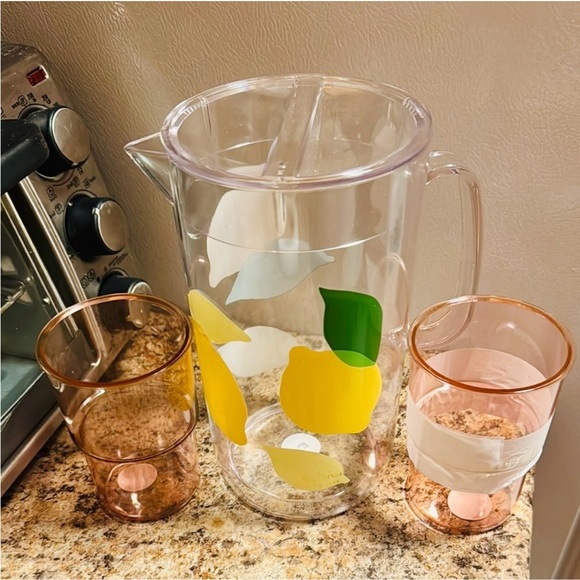 Hard plastic Kate Spade Designer Lemon Print Pitcher with Two cups(easy storage) - Picture 15 of 16